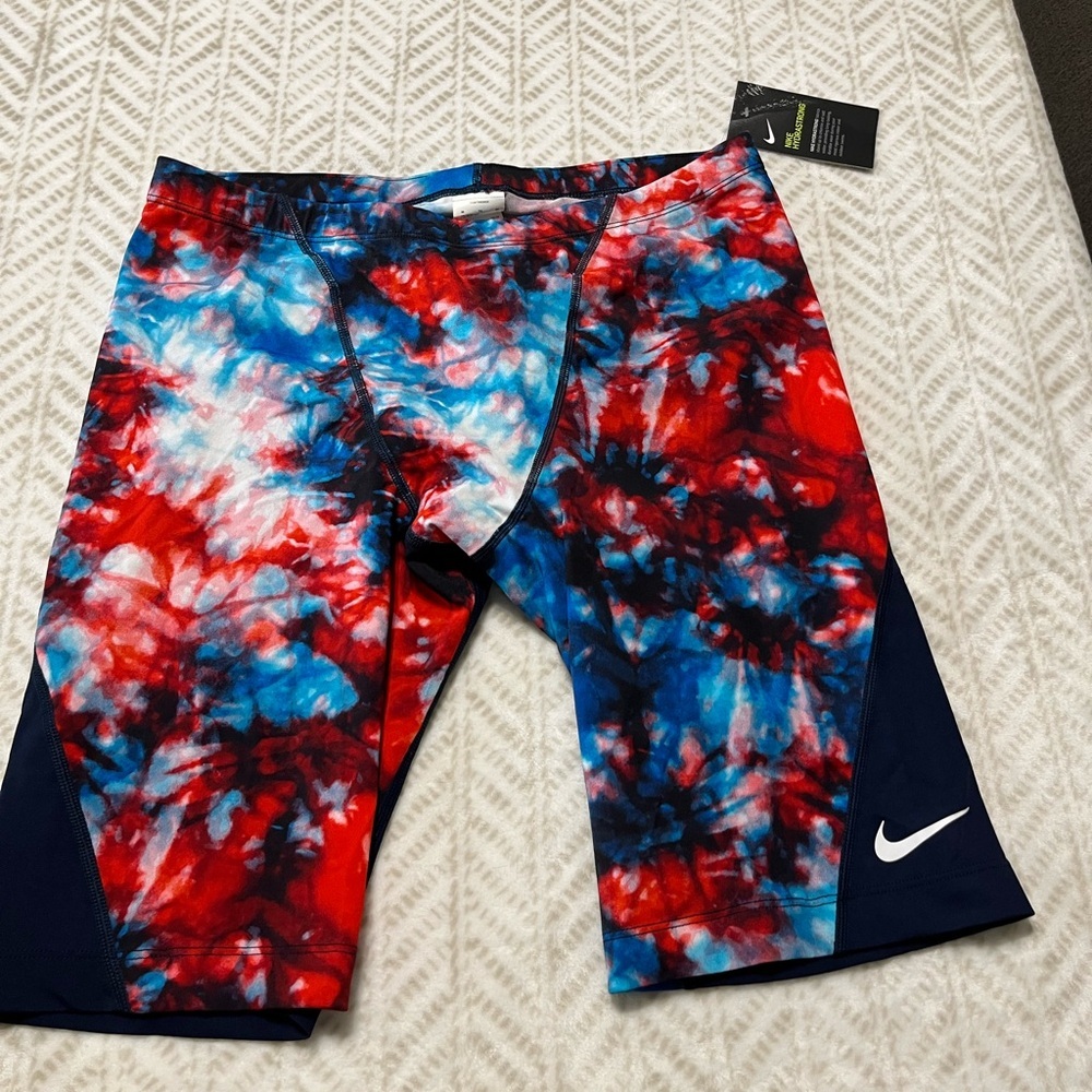 Nike Hydrastrong Red and Blue Biker Shorts  Vibrant Design 38